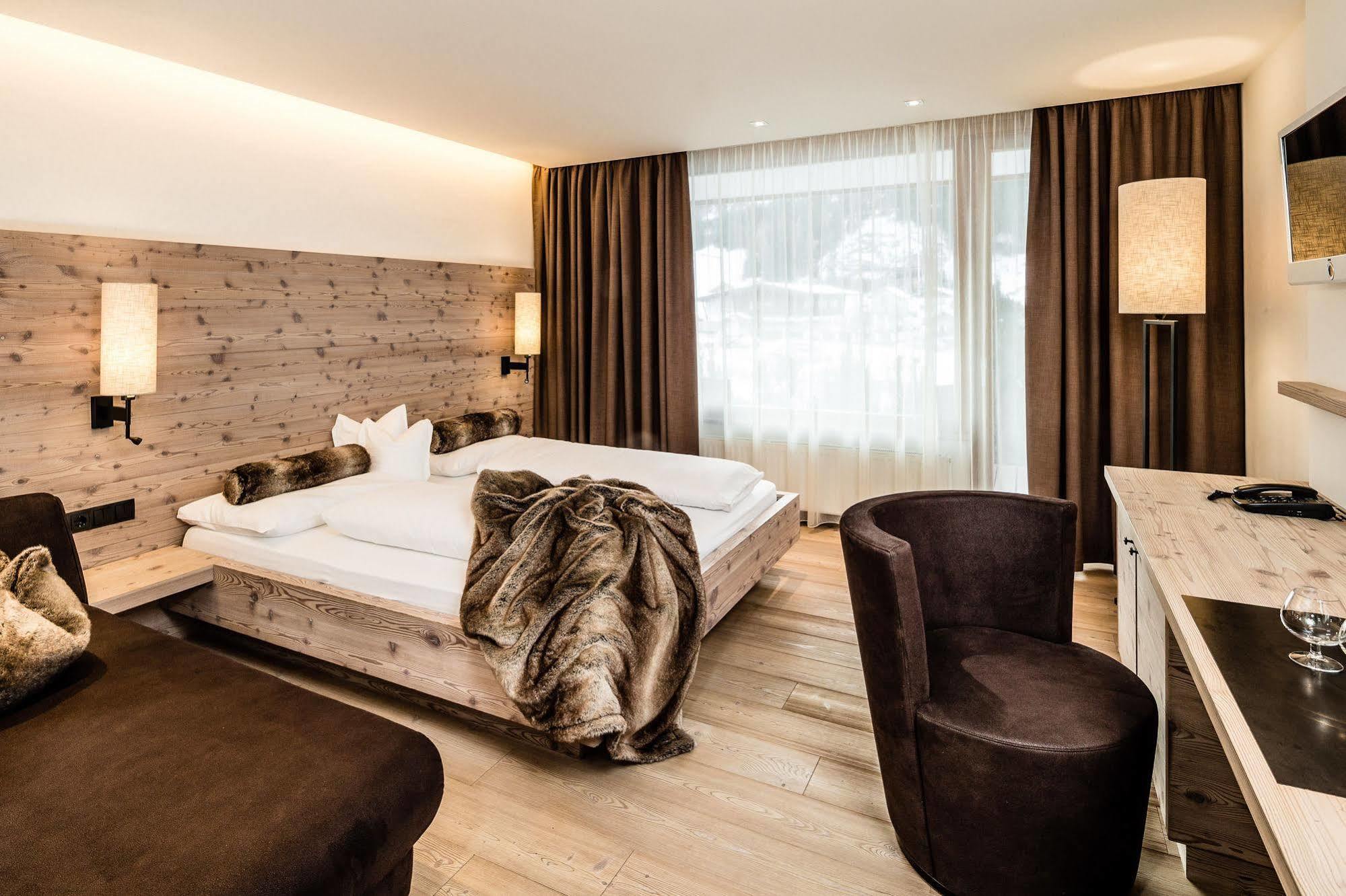 סלבה די ואל גרדנה Arthotel Anterleghes - Gardenahotels מראה חיצוני תמונה